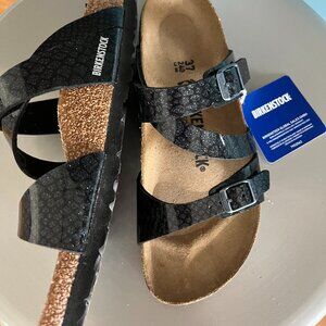 Birkenstock Salina Sandal in Black - NWT - Size 37 EU /6-6.5 US